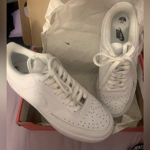 Nike Court Vision Sneakers (Unisex)